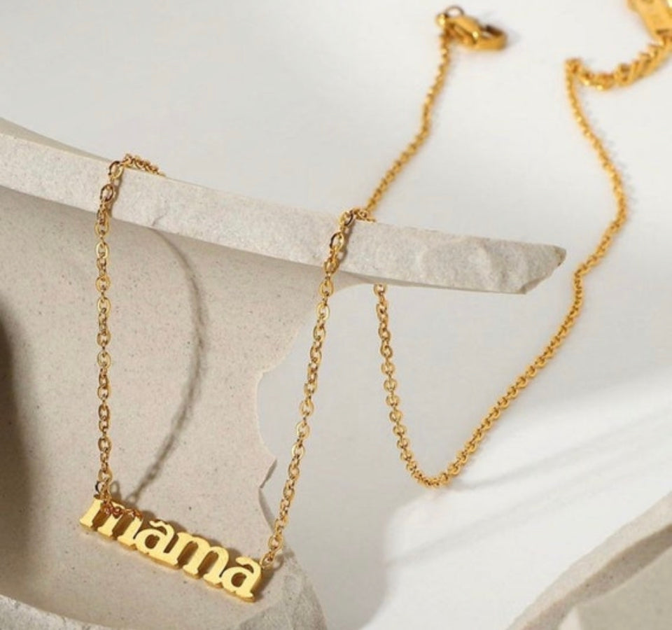 Mama Necklace