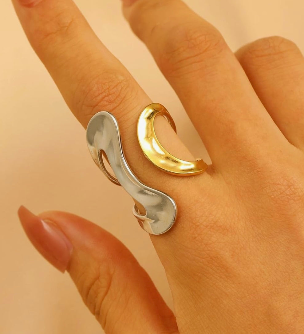 Hammered Two-Tone Ring